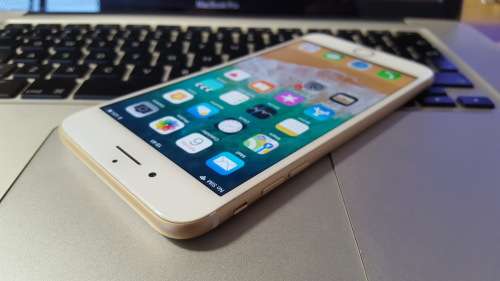 Sale!! 48 Hours only! iPhone 7 Plus 128GB Gold! {9.5/10} (6 Month Warranty)