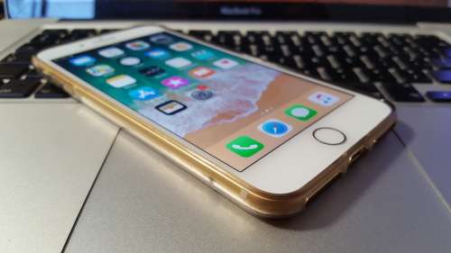Sale!! 48 Hours only! iPhone 7 Plus 128GB Gold! {9.5/10} (6 Month Warranty)