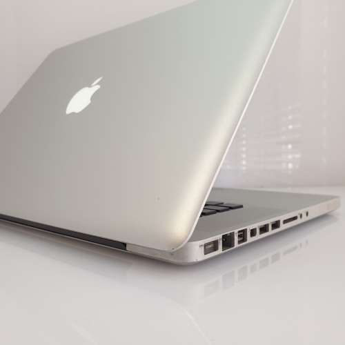MacBook Pro "Core i7" 2.3 15" Mid-2012, 8GB RAM, 1TB HDD - For Parts