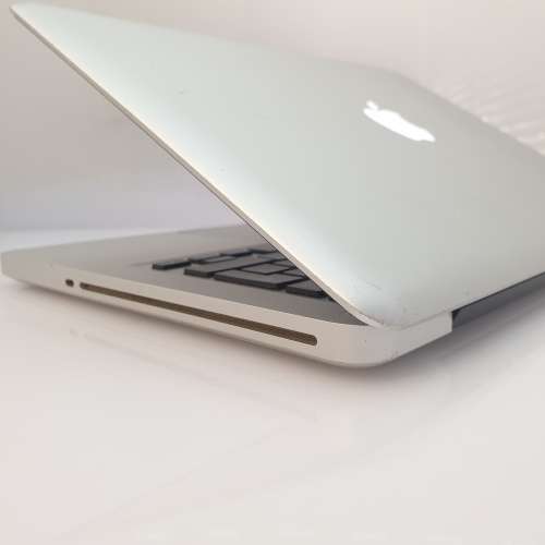 MacBook Pro "Core i5" 2.5 13" Mid-2012, 4GB RAM 500GB - Cracked Screen