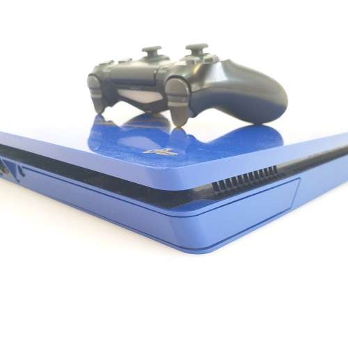 Playstation 4 Slim 1TB Limited Edition + Controller - For Parts