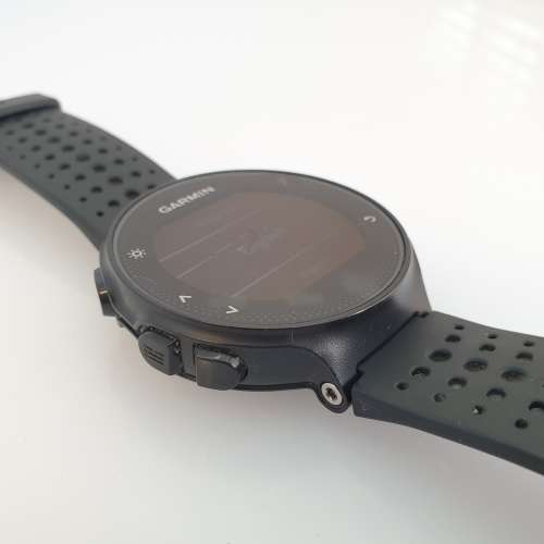 Garmin Forerunner 235 - Cracked Screen