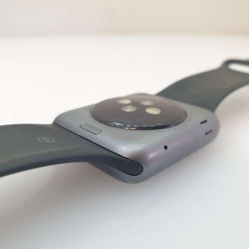 Apple Watch Series 1 Space Gray - Cracked Screen