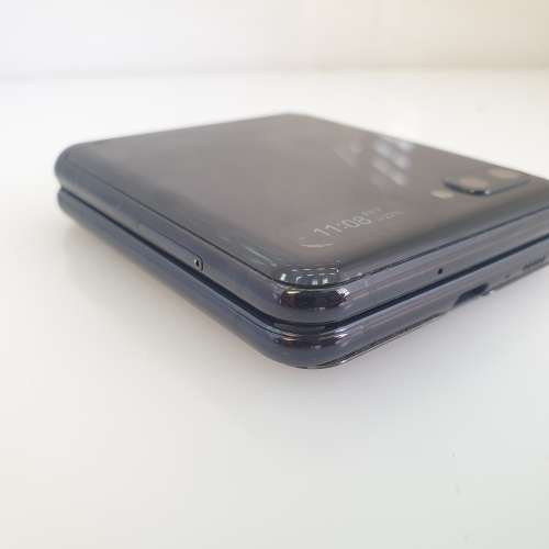 Samsung Galaxy Z Flip - Dead Screen - For Parts