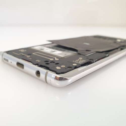 Samsung Galaxy S10 Plus - Dead LCD - For Parts