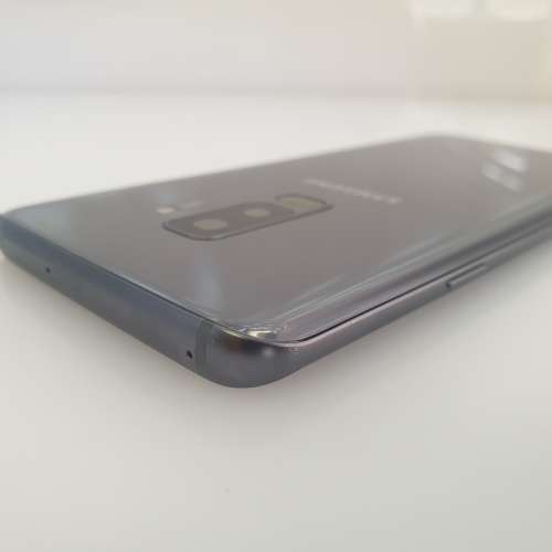Samsung Galaxy S9 Plus 128GB - Cracked Screen