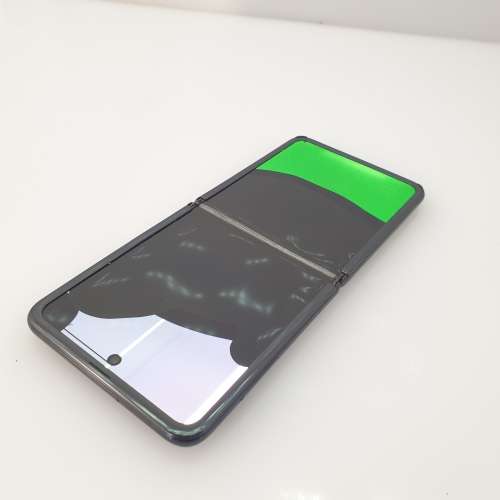 Samsung Galaxy Z Flip - Dead Screen - For Parts