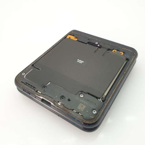 Samsung Galaxy Z Flip - Dead Screen - For Parts