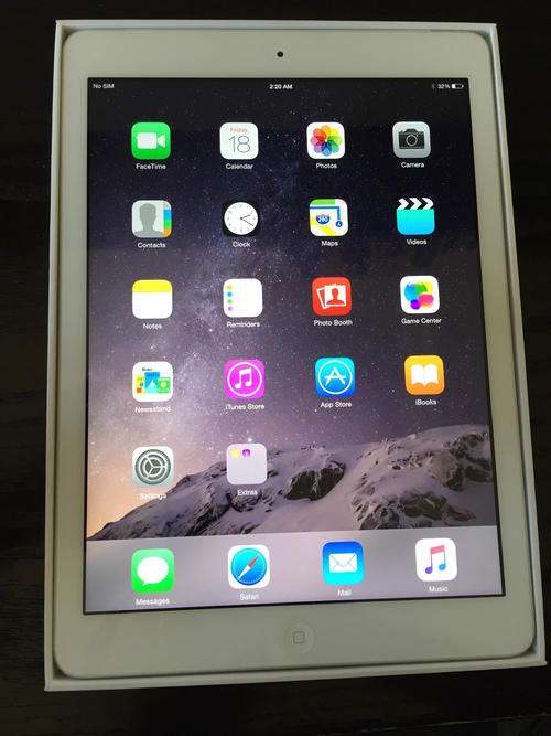 *Mint* Apple iPad Air 16Gb Wifi + 4G Silver - Warranty - Free Courier Delivery!