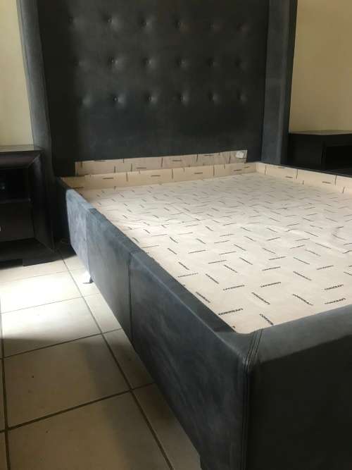 Coricraft Benton Full leather bed Columbian Black