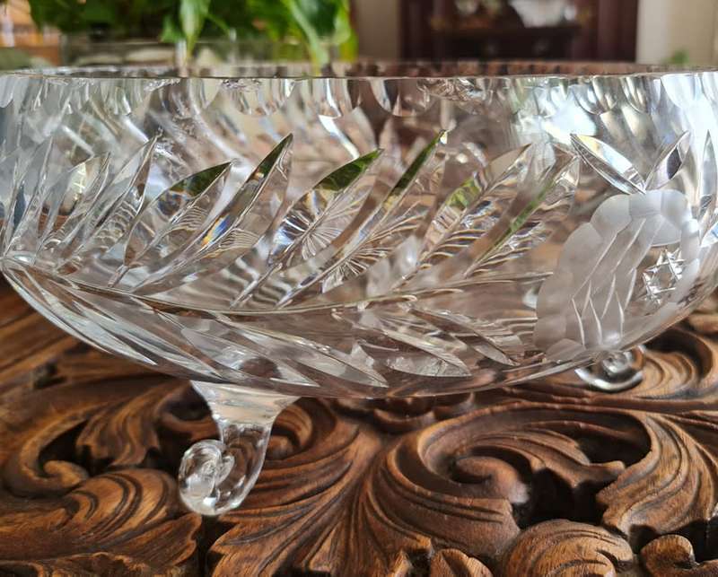 Very Large Crystal Fruit Bowl. So Glamorous!  This very attractive, early crystal bowl from the 1950