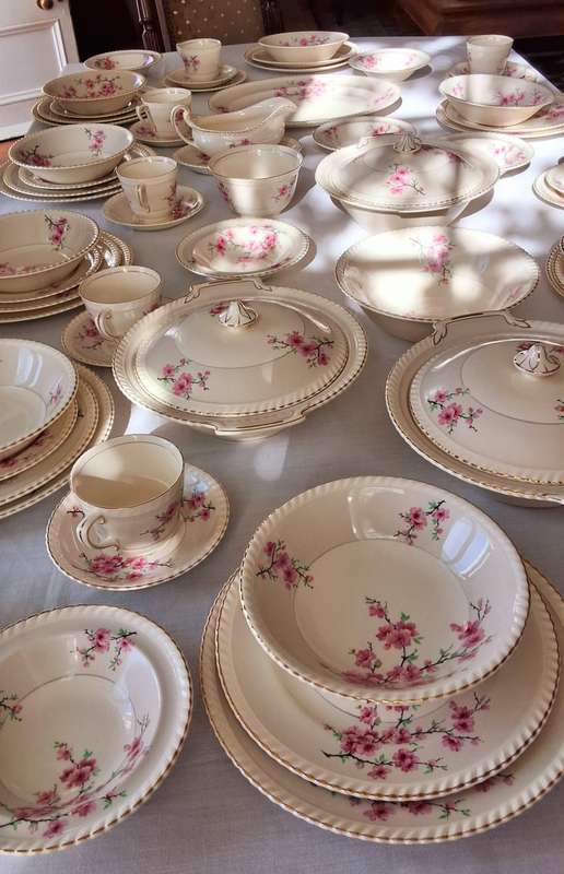 Elegant Johnson Bros Dinner Set Gold Trim Pink Carnations