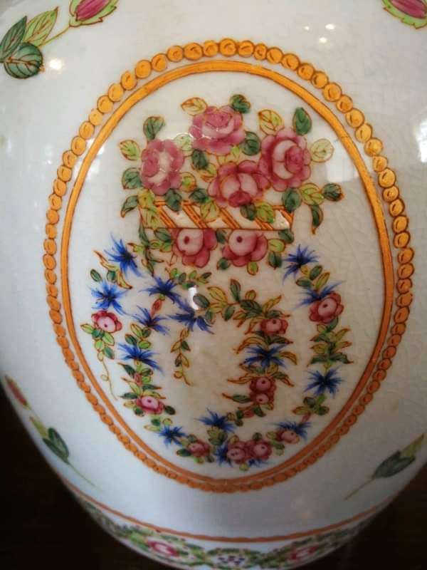 A Beautiful Xian Ju Jianzhi Asian Decor Ginger Jars / Lidded Urns. Stamped.