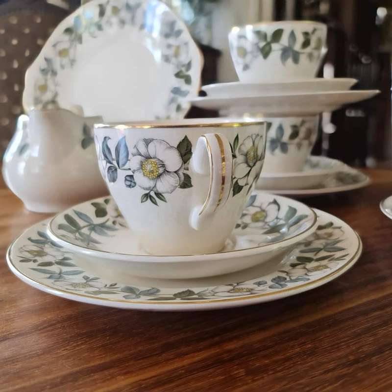 Staffordshire Midwinter Stylecraft Classic Shape part Tea Set decorated with Flowers and Gold