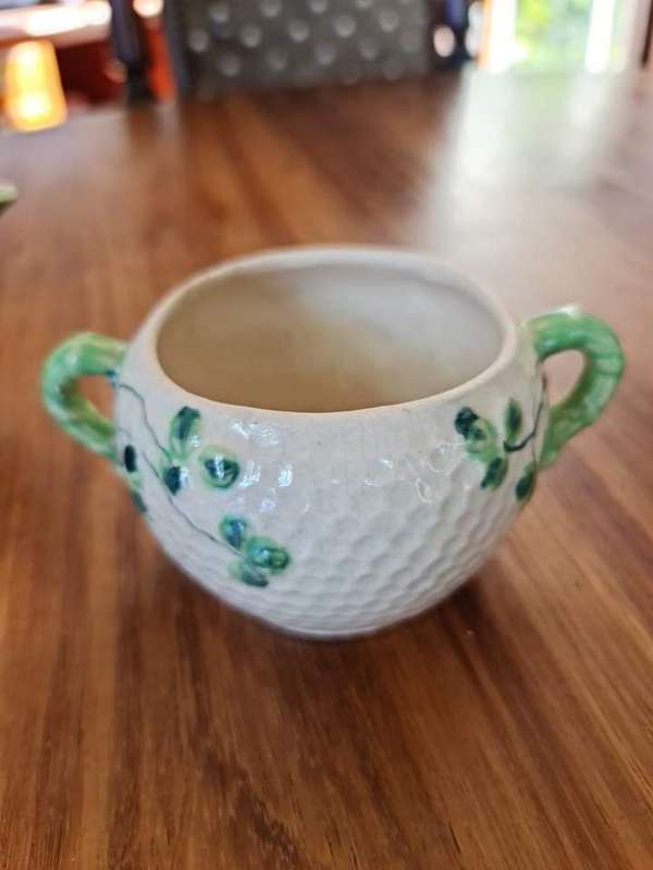 Vintage Honey Bee and Honeycomb 3 Piece Tea Set Pot, Creamer & Sugar - Made In Japan