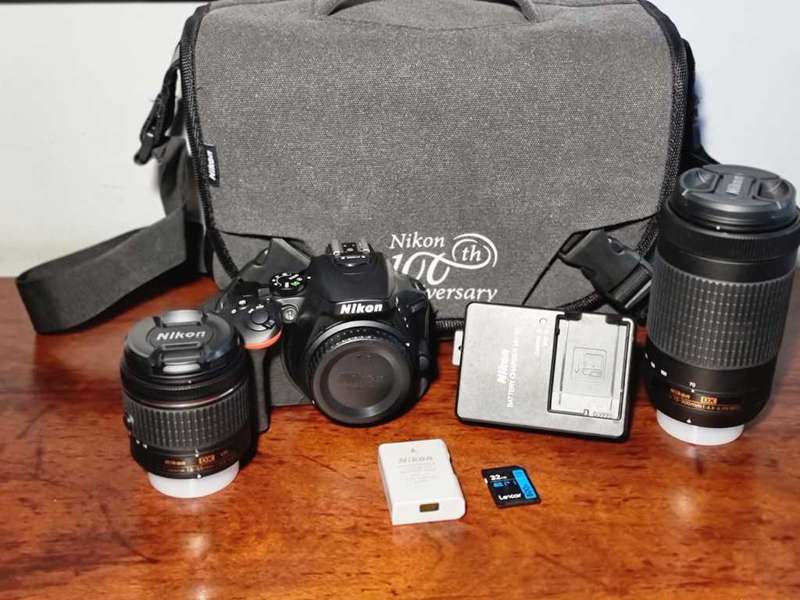 Nikon D5600 Camera Set for Sale - Immaculate Condition!