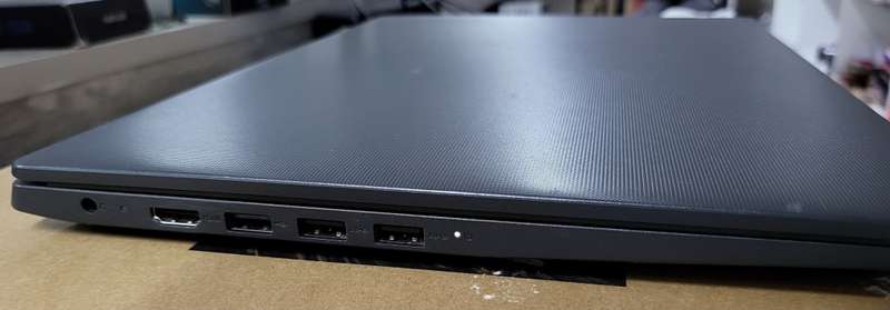 Lenovo Ideapad 3 Intel Celeron N4020 5 Months old