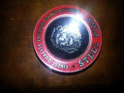 Lion Steel Pins Tin