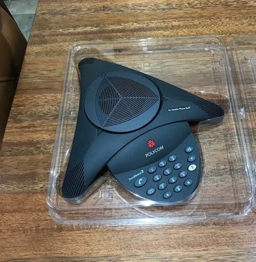 POLYCOM SOUNDSTATION 2 - FREE SHIPPING DOOR TO DOOR