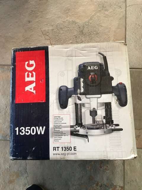 BRAND NEW AEG RT1350 E ROUTER
