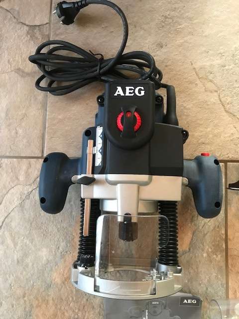 BRAND NEW AEG RT1350 E ROUTER