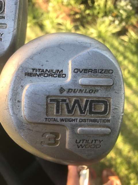 GOLF SET - CLUBS, BAG, BALLS and MORE