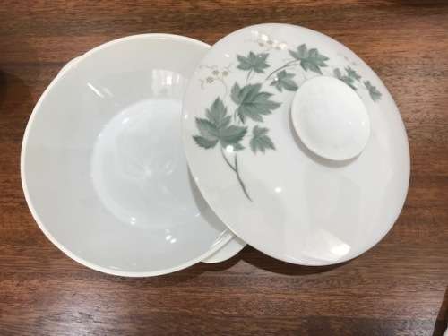 HUGE - 73 PIECE GENUINE NORITAKE JAPAN WILD IVY `102` DINNER SET