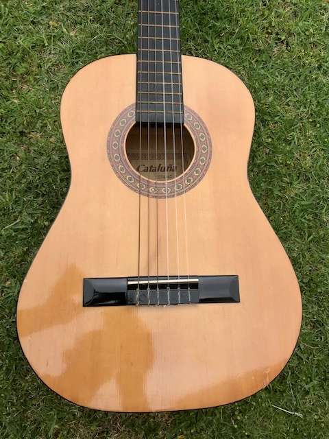 CATALUNA SGN 4040 WOODEN ACOUSTIC GUITAR