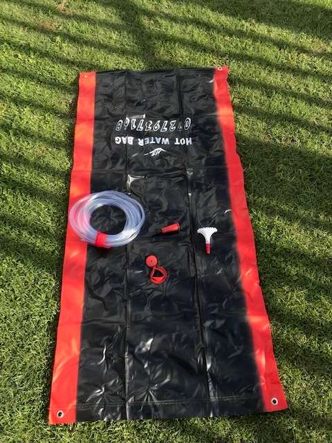 BRAND NEW SOLAR CAMPING SHOWERS