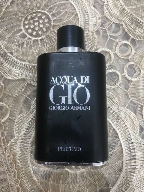 100% ORIGINAL - GIORGIO ARMANI ACQUA DI GIO - 125ML (BIGGEST BOTTLE) UP FOR GRABS