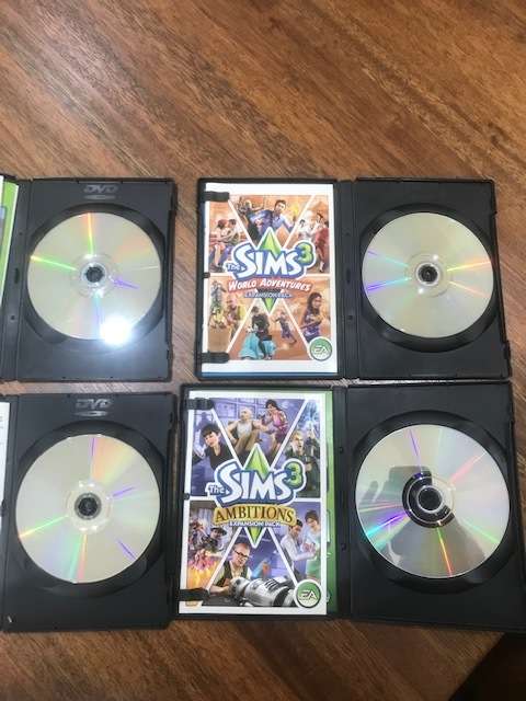 SIMS 3 PC EXPANSION PACKS X 4 - BID PER DISK TO TAKE ALL 4