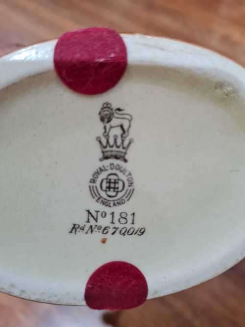 RARE -  Royal Doulton Kingsware Dewars Whisky Peace Circular Flask/Decanter No.181 Rd670019