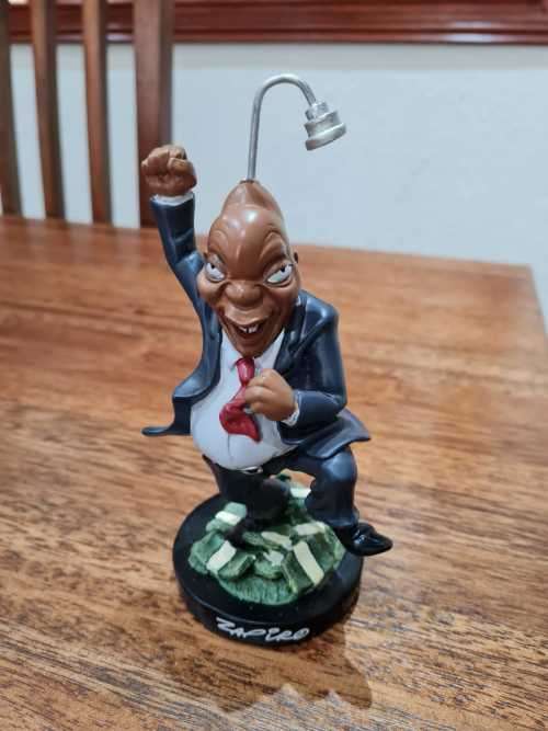 3 X ORIGINAL ZAPIRO COLLECTABLE FIGURINES - MADIBA, JULIUS AND ZUMA