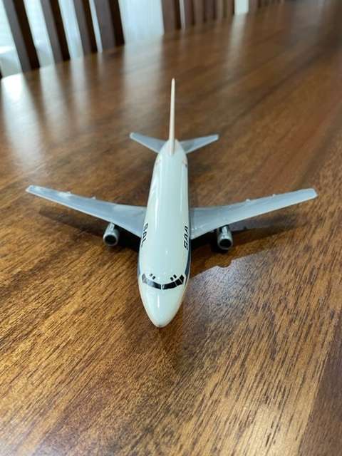 *RARE* VINTANGE SAA / SAL  AIRCRAFT MODEL AIRCRAFT - OVER 30yr`s OLD (#3)