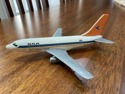 *RARE* VINTANGE SAA / SAL  AIRCRAFT MODEL AIRCRAFT - OVER 30yr`s OLD (#3)