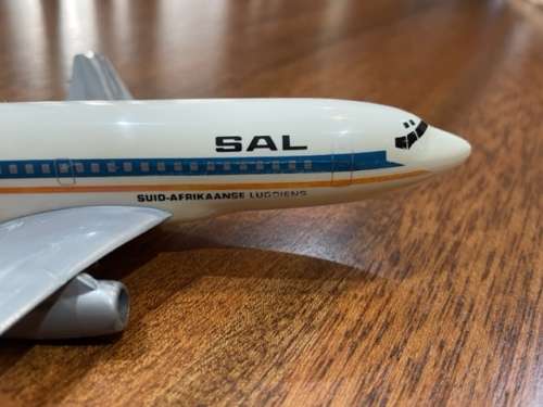 *RARE* VINTANGE SAA / SAL  AIRCRAFT MODEL AIRCRAFT - OVER 30yr`s OLD (#3)