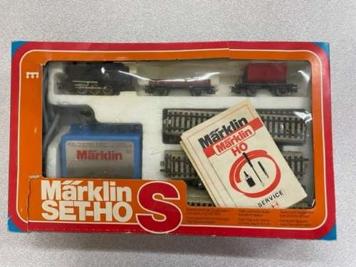 MARKLIN TRAIN SET HO S-2930 ***LIKE NEW - DO NOT MISS THIS***