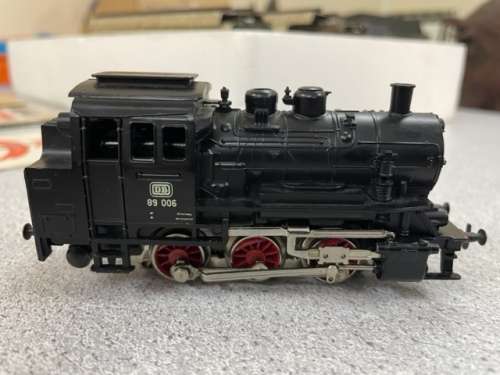 MARKLIN TRAIN SET HO S-2930 ***LIKE NEW - DO NOT MISS THIS***
