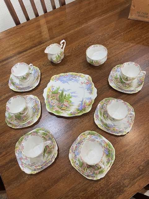RARE, 21 piece Royal Albert Kentish Rockery set in original box