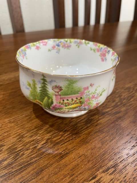 RARE, 21 piece Royal Albert Kentish Rockery set in original box