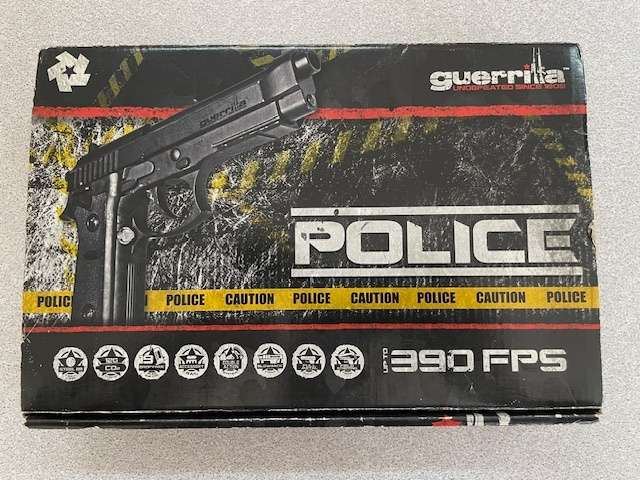 GUERRILLA POLICE Co2 pistol with laser sight - *needs repair*
