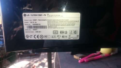 LG FLATRON E2060-PN 20 INCH PC WIDE SCREEN R500