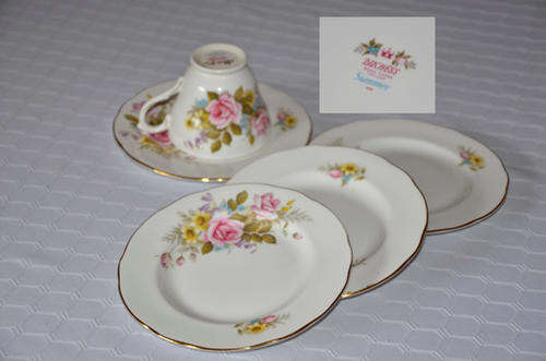 duchess bone china 5 pieces