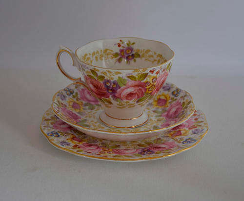 Royal Albert  "Serena" trio
