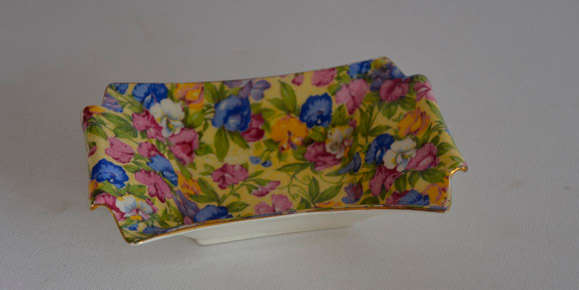 Royal winton nut/sweet dish Grimwades