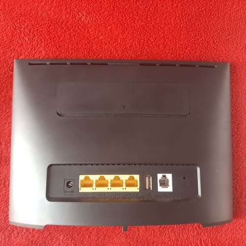 Huawei B525 4G LTE Cat 6 Wireless Router
