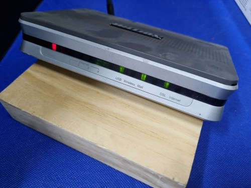 Billion 3G/ADSL2+ 802.11g VPN Firewall router