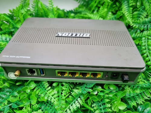 Billion 3G/ADSL2+ 802.11g VPN Firewall router