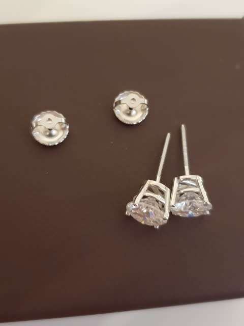 1.50 Carats natural diamond earrings. Stud type 14k Solid White Gold Studs. Colour H Clarity VS2