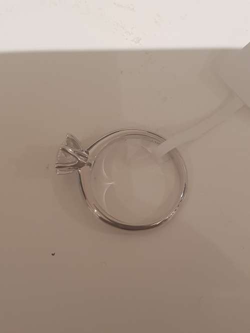1.00 Carats natural diamond Solitaire Engagement Wedding Ring. Colour H Clarity VS2